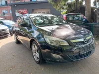 Gebraucht Opel Astra Edition 120 PS (88 kW) 2011 Schwarz Kombi