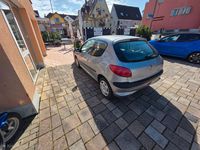 Gebraucht Peugeot 206 Filou 75 PS (55 kW) 2002 Silber Limousine