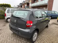 Usado VW Fox 55 CV (40 kW) 2009 Gris Utilitario