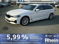 Gebraucht BMW 530e 184 PS (135 kW) 2022 Alpinweiss Kombi