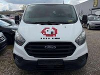 Gebraucht Ford Transit Custom 105 PS (77 kW) 2018 Frostweiß Van / Kleinbus