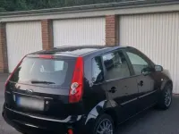 Gebraucht Ford Fiesta 70 PS (51 kW) 2007 Schwarz Kleinwagen