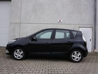 Gebraucht Renault Scénic III 110 PS (80 kW) 2012 Sternenschwarz Van / Kleinbus