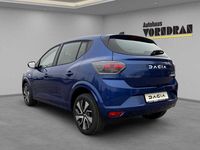 Neu Dacia Sandero Expression 101 PS (74 kW) 2025 Iron blau metallic Limousine