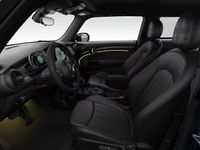 Gebraucht Mini Cooper SE 135 kW (184 PS) 2023 Schwarz Kleinwagen