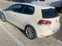 Gebraucht VW Golf VI Highline 140 PS (102 kW) 2009 Weiß Kleinwagen