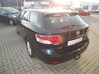 Gebraucht Toyota Avensis Edition 126 PS (92 kW) 2011 Blau metallic Kombi
