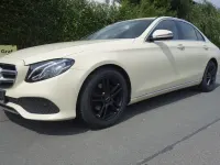 Gebraucht Mercedes E200 150 PS (110 kW) 2019 Gelb Limousine
