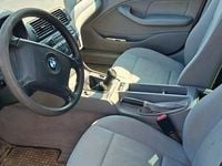Gebraucht BMW 316 116 PS (85 kW) 2003 Silber Kombi