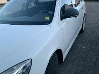 Gebraucht Skoda Octavia 101 PS (74 kW) 2011 Weiß Kombi