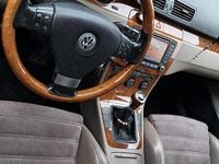 Gebraucht VW Passat 150 PS (110 kW) 2006 Braun Limousine