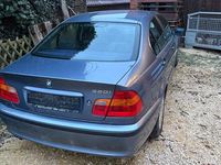 Gebraucht BMW 320 170 PS (125 kW) 2002 Blau Limousine