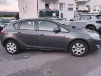 Gebraucht Opel Astra Selection 116 PS (85 kW) 2010 Grau Kombi