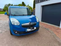 Gebraucht Opel Combo Edition 120 PS (88 kW) 2017 Blau Van / Kleinbus