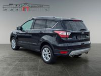 Gebraucht Ford Kuga Titanium 150 PS (110 kW) 2019 Schwarz SUV