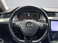 Gebraucht VW Passat Highline 190 PS (139 kW) 2018 Silber Kombi