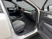 Second-hand Volvo XC40 Plus 163 CP (119 kW) 2025 Alb SUV