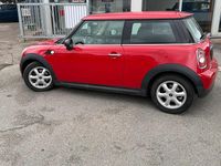 Gebraucht Mini Cooper 75 PS (55 kW) 2011 Rot Kleinwagen