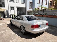 Second-hand Audi S8 360 CP (264 kW) 2000 Argintiu Berlinǎ