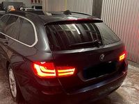Gebraucht BMW 520 184 PS (135 kW) 2011 Grau Kombi