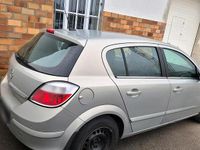 Gebraucht Opel Astra 105 PS (77 kW) 2004 Silber Kleinwagen