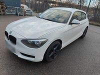 Gebraucht BMW 114 102 PS (75 kW) 2013 Weiß Kleinwagen
