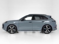 Gebraucht Porsche Cayenne Turbo E-Hybrid 740 PS (544 kW) 2024 Grau SUV