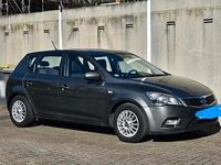 Second-hand Kia Ceed 115 CP (84 kW) 2011 Gri Hatchback