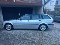 Gebraucht BMW 318 143 PS (105 kW) 2004 Silber Kombi