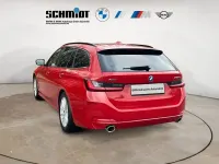 Gebraucht BMW 330e Sport Line 292 PS (214 kW) 2024 Rot Kombi