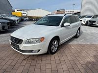 Gebraucht Volvo V70 181 PS (133 kW) 2014 Weiß Kombi