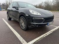 Gebraucht Porsche Cayenne 239 PS (175 kW) 2010 Schwarz SUV