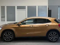 Gebraucht Mercedes GLA200 156 PS (114 kW) 2016 Gelb SUV