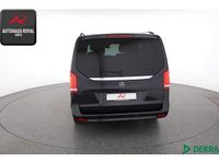Gebraucht Mercedes V300 237 PS (174 kW) 2023 Grau Van / Kleinbus