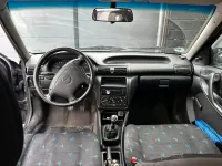 Usata Opel Astra 60 CV (44 kW) 1994 Viola Utilitaria