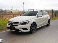 Gebraucht Mercedes A180 122 PS (89 kW) 2015 Weiß Limousine