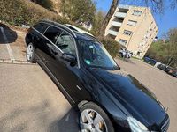 Gebraucht Mercedes E200 Avantgarde 184 PS (135 kW) 2010 Schwarz Limousine
