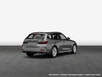 Gebraucht BMW 318 Performance 156 PS (114 kW) 2025 Brooklyn grau metallic Kombi