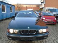Gebraucht BMW 523 170 PS (125 kW) 2000 Grünmetallic Limousine
