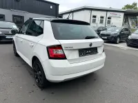 Gebraucht Skoda Fabia Ambition 90 PS (66 kW) 2017 Weiß Limousine