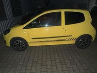 Gebraucht Renault Twingo 75 PS (55 kW) 2013 Gelb Kleinwagen