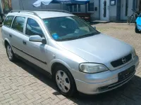 Usata Opel Astra 101 CV (74 kW) 2000 Argento Station wagon