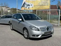 Gebraucht Mercedes B180 109 PS (80 kW) 2013 Silber Kleinwagen