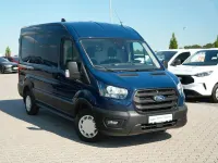 Gebraucht Ford Transit Trend 131 PS (96 kW) 2022 Blau Van / Kleinbus