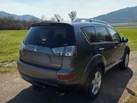 Gebraucht Mitsubishi Outlander Instyle 156 PS (114 kW) 2008 Grau SUV