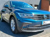 Gebraucht VW Tiguan Life 150 PS (110 kW) 2020 Blau SUV