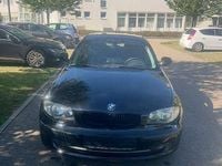 Gebraucht BMW 116 Advantage 122 PS (89 kW) 2010 Schwarz Kleinwagen