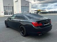Gebraucht BMW 730 245 PS (180 kW) 2012 Schwarz Limousine