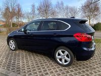 Gebraucht BMW 220 Active Tourer Advantage 192 PS (141 kW) 2017 Blau Van / Kleinbus