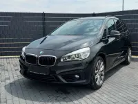 Gebraucht BMW 220 Sport Line 190 PS (139 kW) 2017 Saphirschwarz Van / Kleinbus